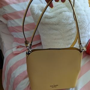 Kate Spade New York Magnetic Snap Closure Darcy Small Bucket Bag